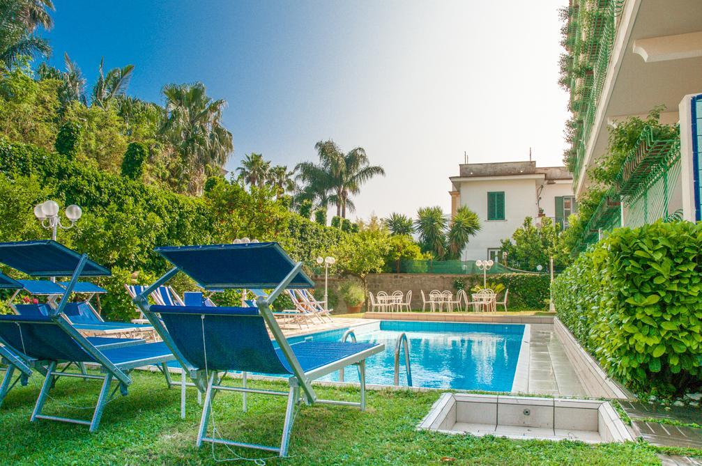 Hotel Eliseo Park'S Sant'Agnello Exterior photo