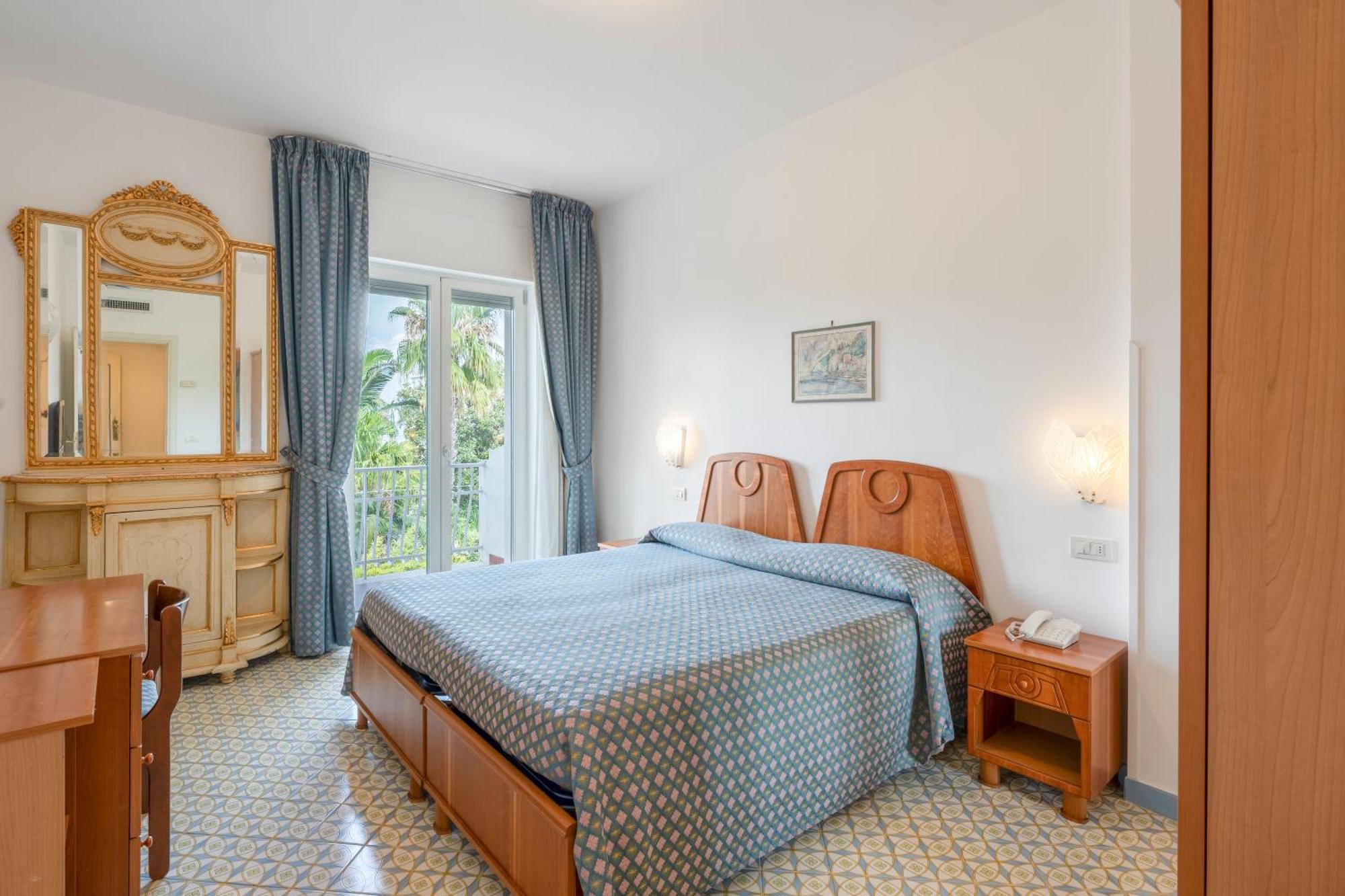 Hotel Eliseo Park'S Sant'Agnello Exterior photo