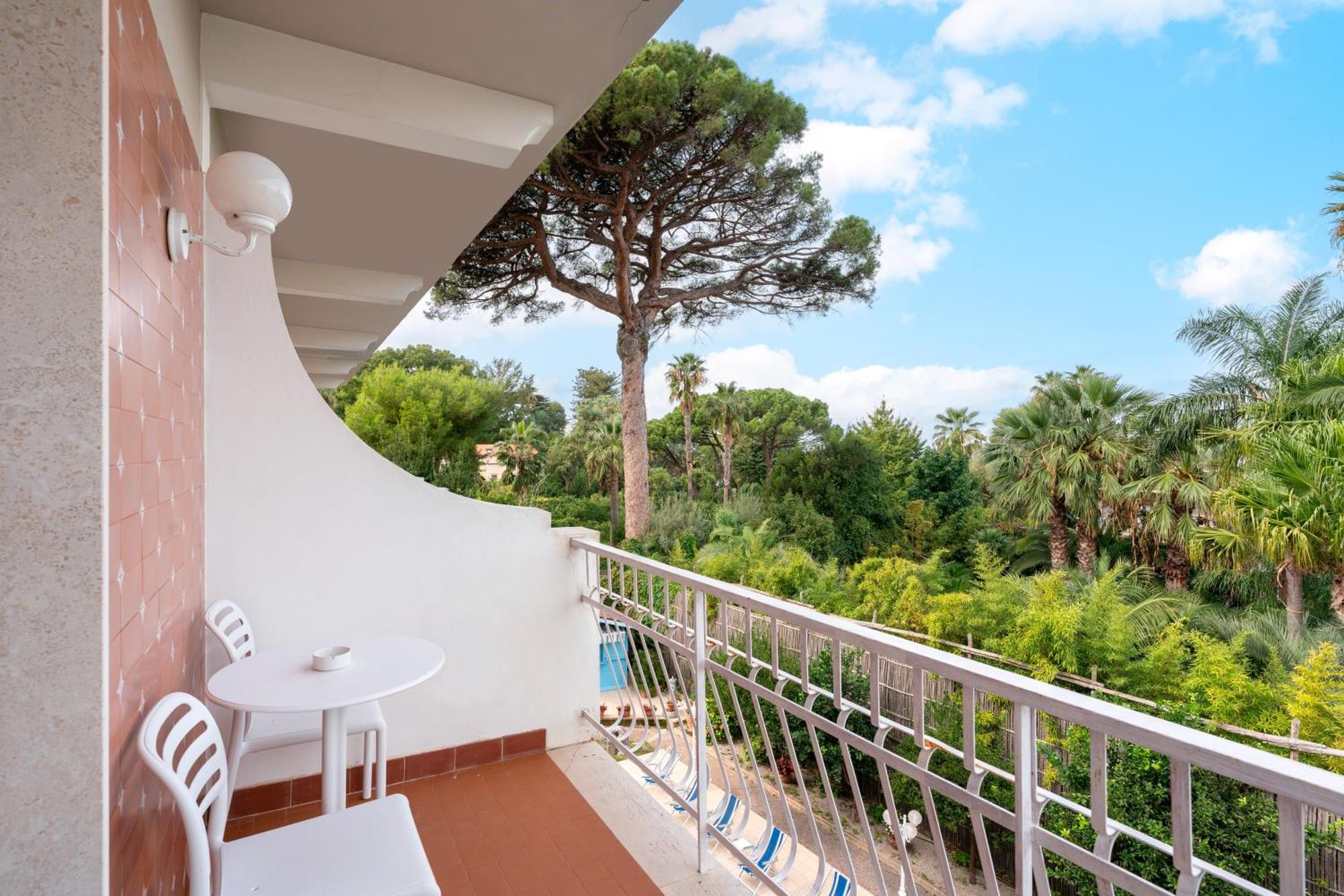 Hotel Eliseo Park'S Sant'Agnello Exterior photo