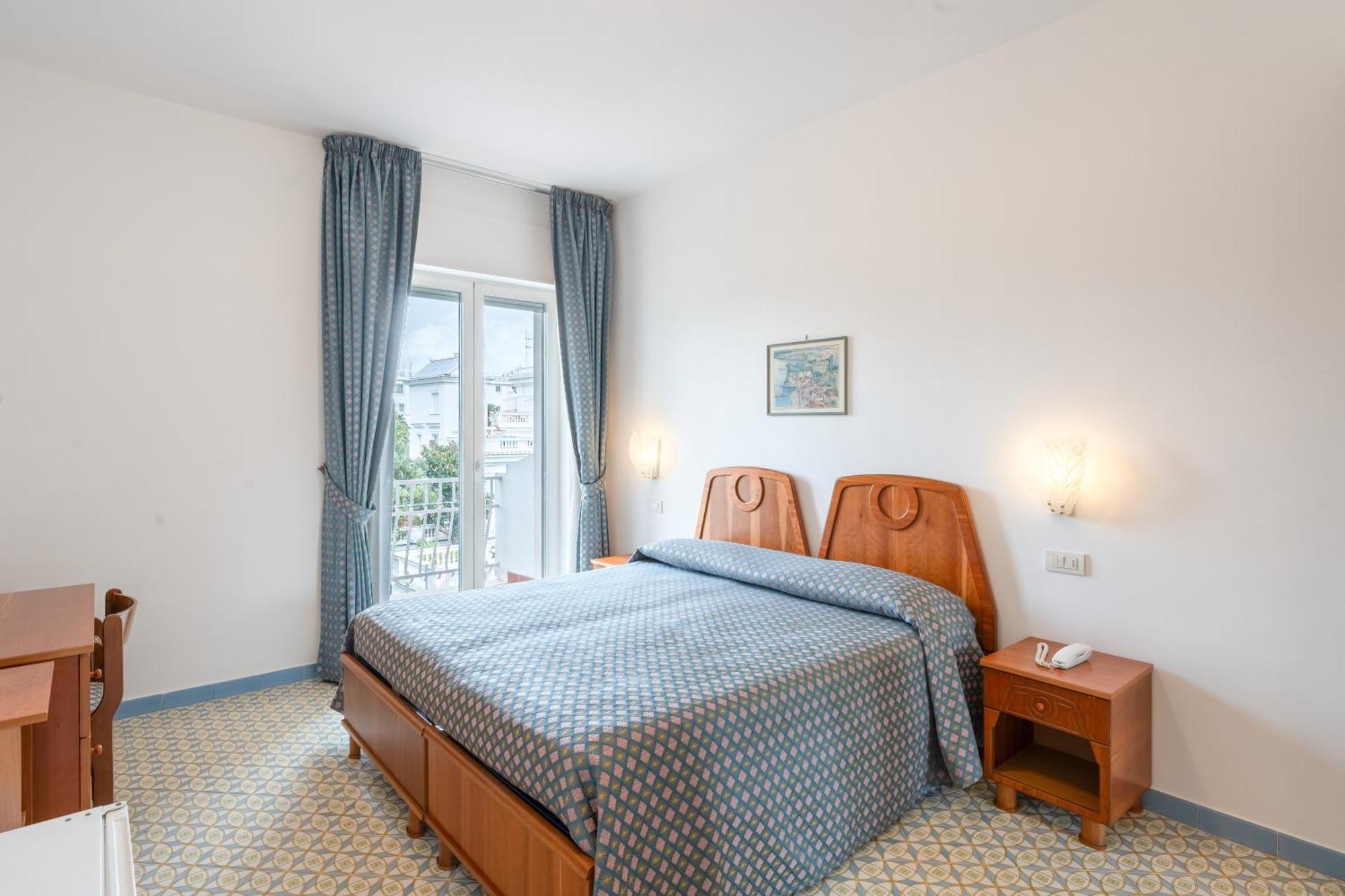 Hotel Eliseo Park'S Sant'Agnello Exterior photo