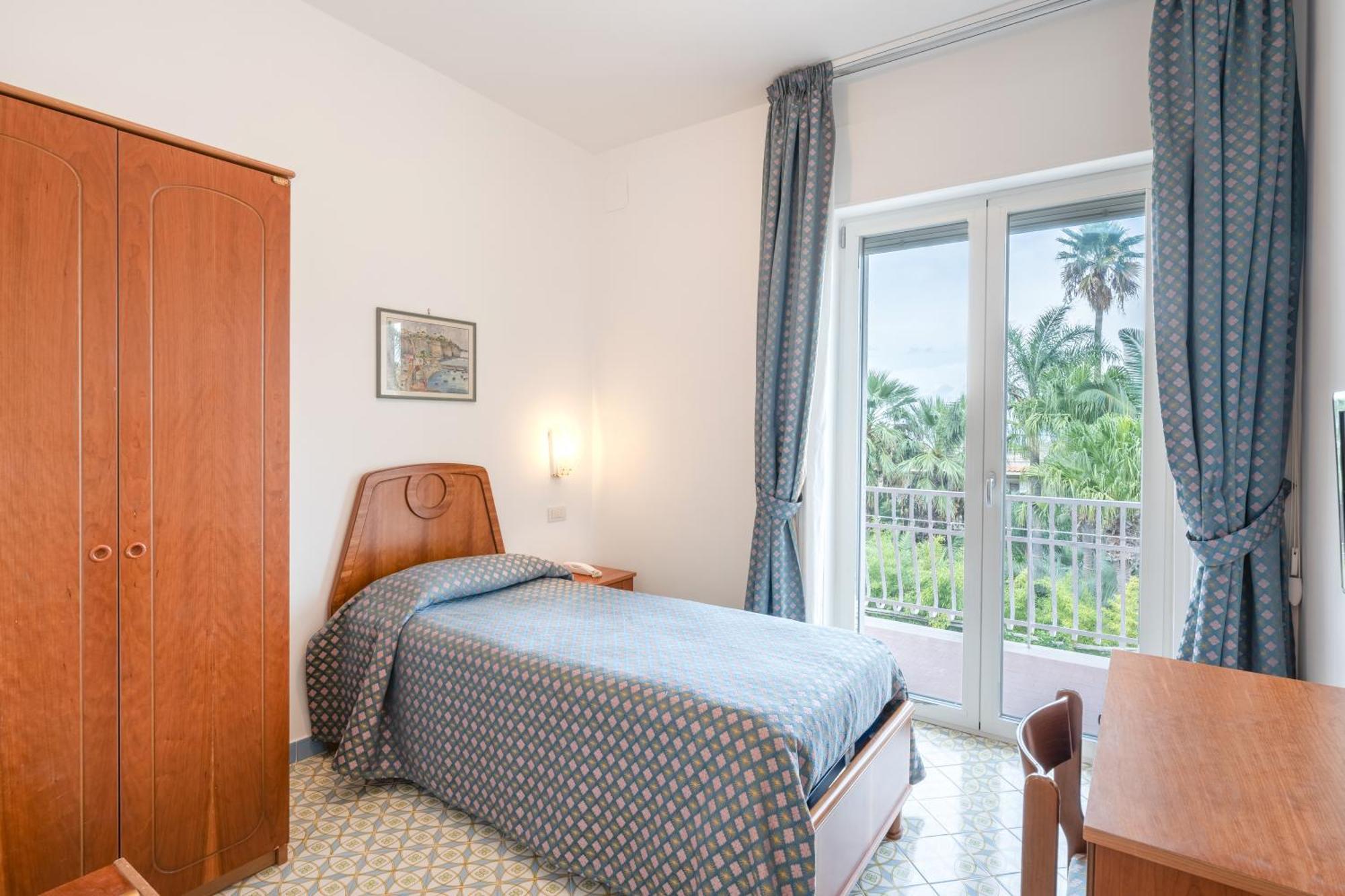 Hotel Eliseo Park'S Sant'Agnello Exterior photo