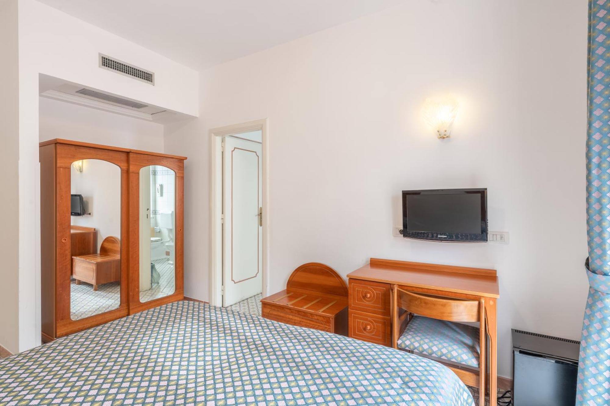 Hotel Eliseo Park'S Sant'Agnello Exterior photo