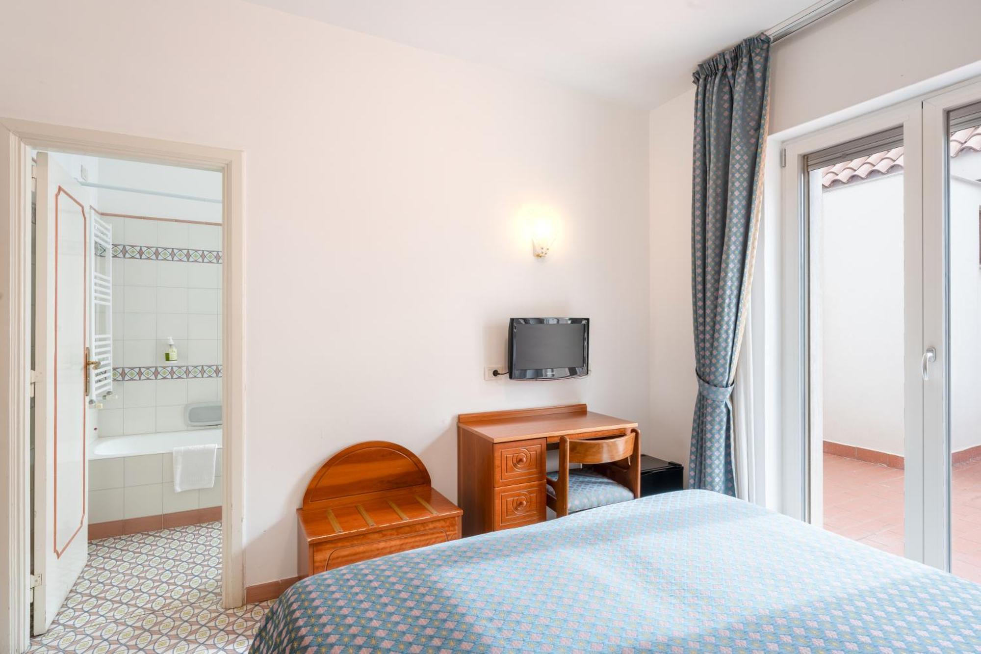 Hotel Eliseo Park'S Sant'Agnello Exterior photo