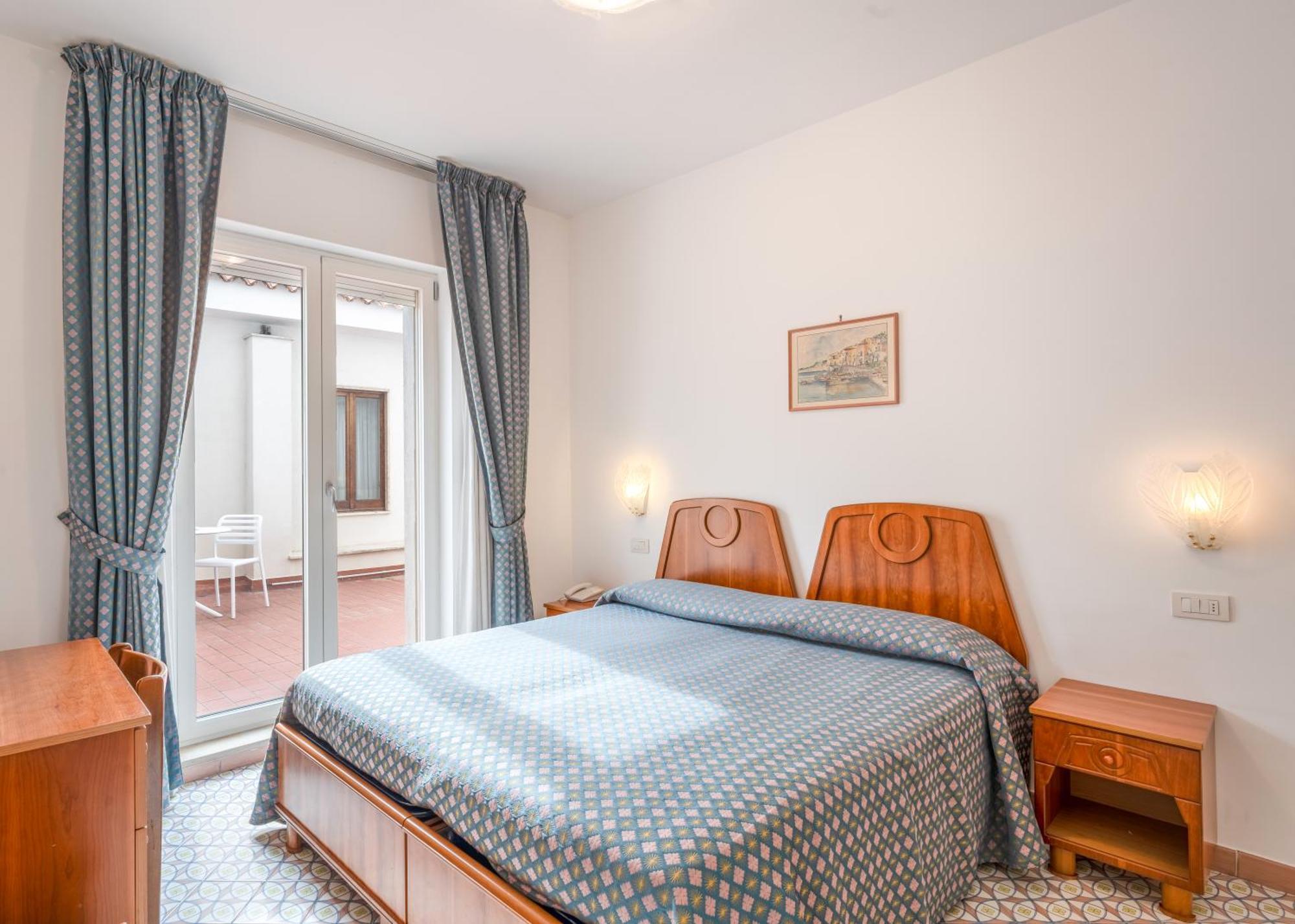 Hotel Eliseo Park'S Sant'Agnello Exterior photo